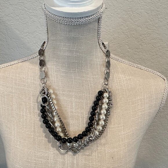 Vintage Chains & Beads Multi-layer Necklace - Picture 5 of 6